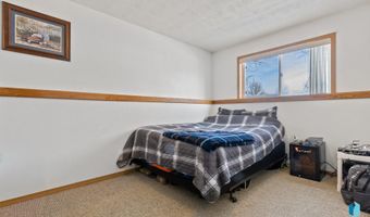 509 Aana Ave, Baltic, SD 57003