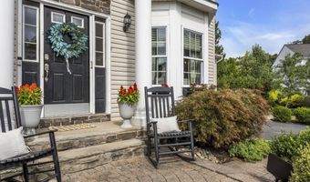 6 Surle Ct, Bayville, NJ 08721