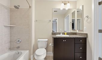 815 N PATRICK St 406, Alexandria, VA 22314