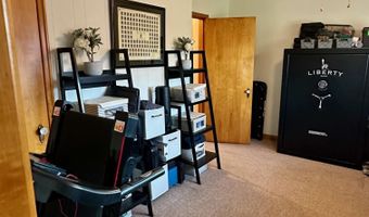 1824 Bryn Mawr Cir, Atlantic, IA 50022