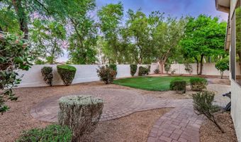 854 E AQUARIUS Pl, Chandler, AZ 85249