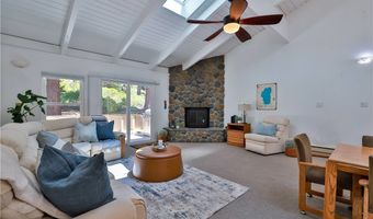 321 Ski Way 105, Incline Village, NV 89451