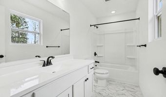 370 Sherman St, Allegan, MI 49010
