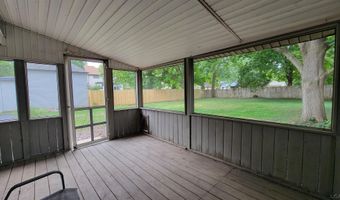 176 S Scott St, Adrian, MI 49221