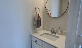 1102 Defoors Lndg NW, Atlanta, GA 30318