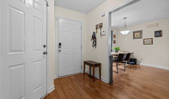 110 Lightwater Dr, Aberdeen, NC 28315