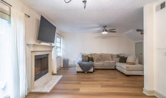 716 EDGEWATER Dr 2A, Orlando, FL 32804