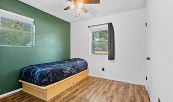 6204 Creek Crossing Rd, Alvarado, TX 76009