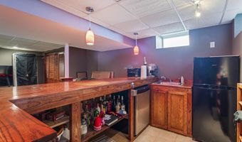 4 Cannonball Dr, Barnegat, NJ 08005