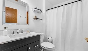 W5370 AMY Avenue, Appleton, WI 54915
