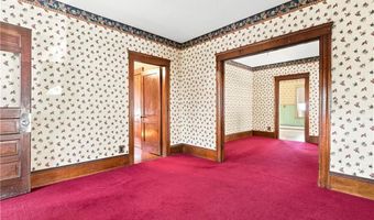 29 E Earle St, Cumberland, RI 02864