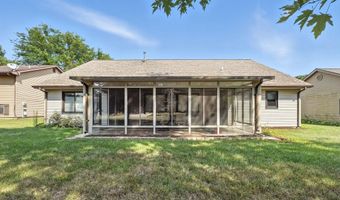 801 Pine Dr, Angola, IN 46703