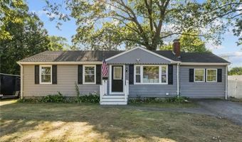 21 Lake Dr, North Kingstown, RI 02852