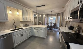 1969 Autumn Creek Dr, Arab, AL 35016