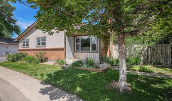64 Nome Way A, Aurora, CO 80012