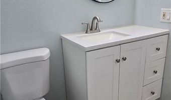 30658 Lakefront Dr, Agoura Hills, CA 91301
