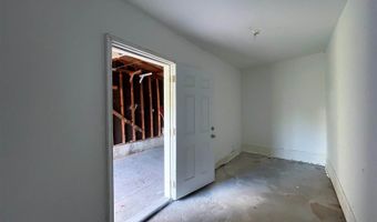 825 N 7th St, Arkansas City, KS 67005