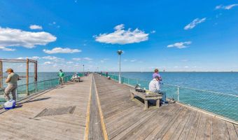 195 LAKESIDE Dr, Lewes, DE 19958