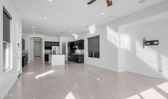 561 W YELLOWSTONE Way, Chandler, AZ 85248