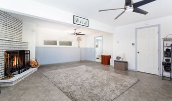 35 Mendes Rd, Danbury, CT 06811