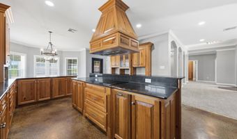 193 Highway 741, Arnaudville, LA 70512
