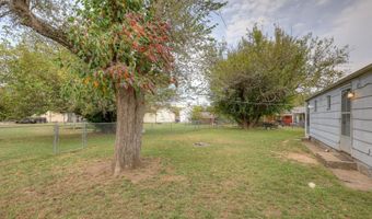 2205 Lincoln Ave, Baxter Springs, KS 66713