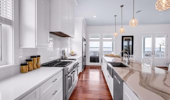1490 N Beach Blvd, Bay St. Louis, MS 39520