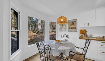 489 River Chase Dr, Athens, GA 30605