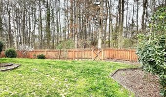 928 Homestead Park Dr, Apex, NC 27502