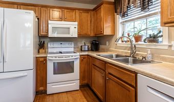 1425 Purdum Mill Rd, Appomattox, VA 24522