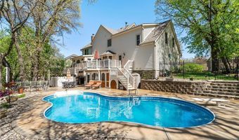 12581 Dover Dr, Apple Valley, MN 55124