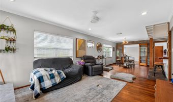 2121 IVANHOE Rd, Orlando, FL 32804