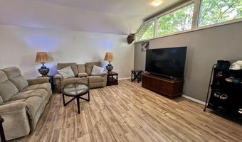 408 Duryea Dr, Auburn, IN 46706