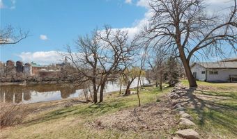 2306 N Ferry St, Anoka, MN 55303