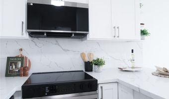 98-501 Koauka Loop A1006, Aiea, HI 96701