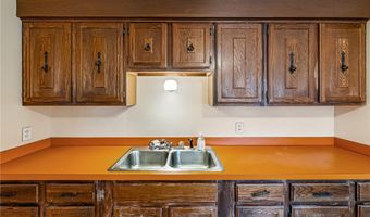155 Mapleview Dr, Amherst, NY 14226