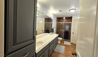 916- B Bronstad Dr, Andrews, TX 79714