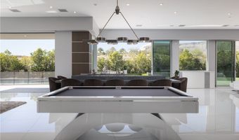 19 Flying Cloud Ln, Las Vegas, NV 89135