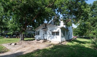 925 State St, Altoona, KS 66710