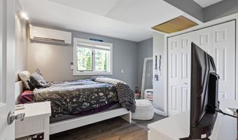129 Loon Call Dr, Belgrade, ME 04917