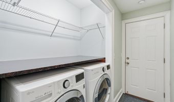 56 Wade Hampton Dr, Beaufort, SC 29907