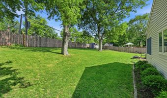 1125 Meghan Ave, Algonquin, IL 60102
