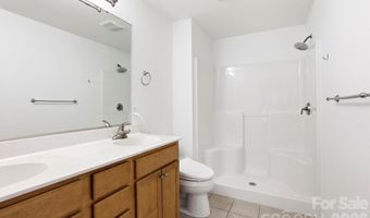 15 Kaylor Dr, Arden, NC 28704