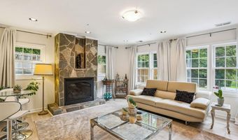 9201 LAUREL OAK Dr, Bethesda, MD 20817