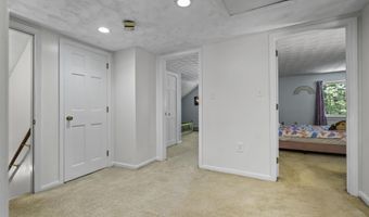 6 Bona Vista Dr, Bow, NH 03304