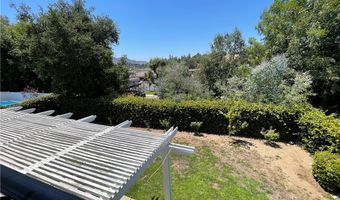 5815 Calmfield Ave, Agoura Hills, CA 91301