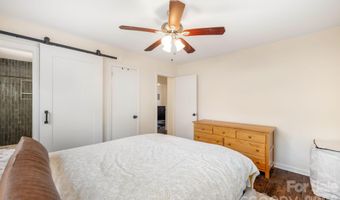 2333 Birchcrest Dr, Charlotte, NC 28205