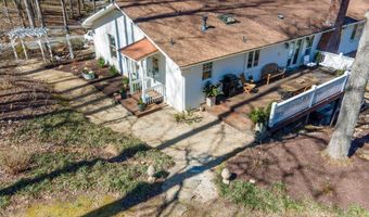 1316 Junaluska Rd, Andrews, NC 28901