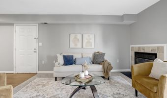 6902 MARY CAROLINE Cir E, Alexandria, VA 22310