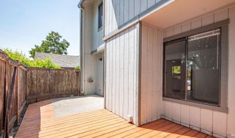 307 Occidental Cir, Santa Rosa, CA 95401